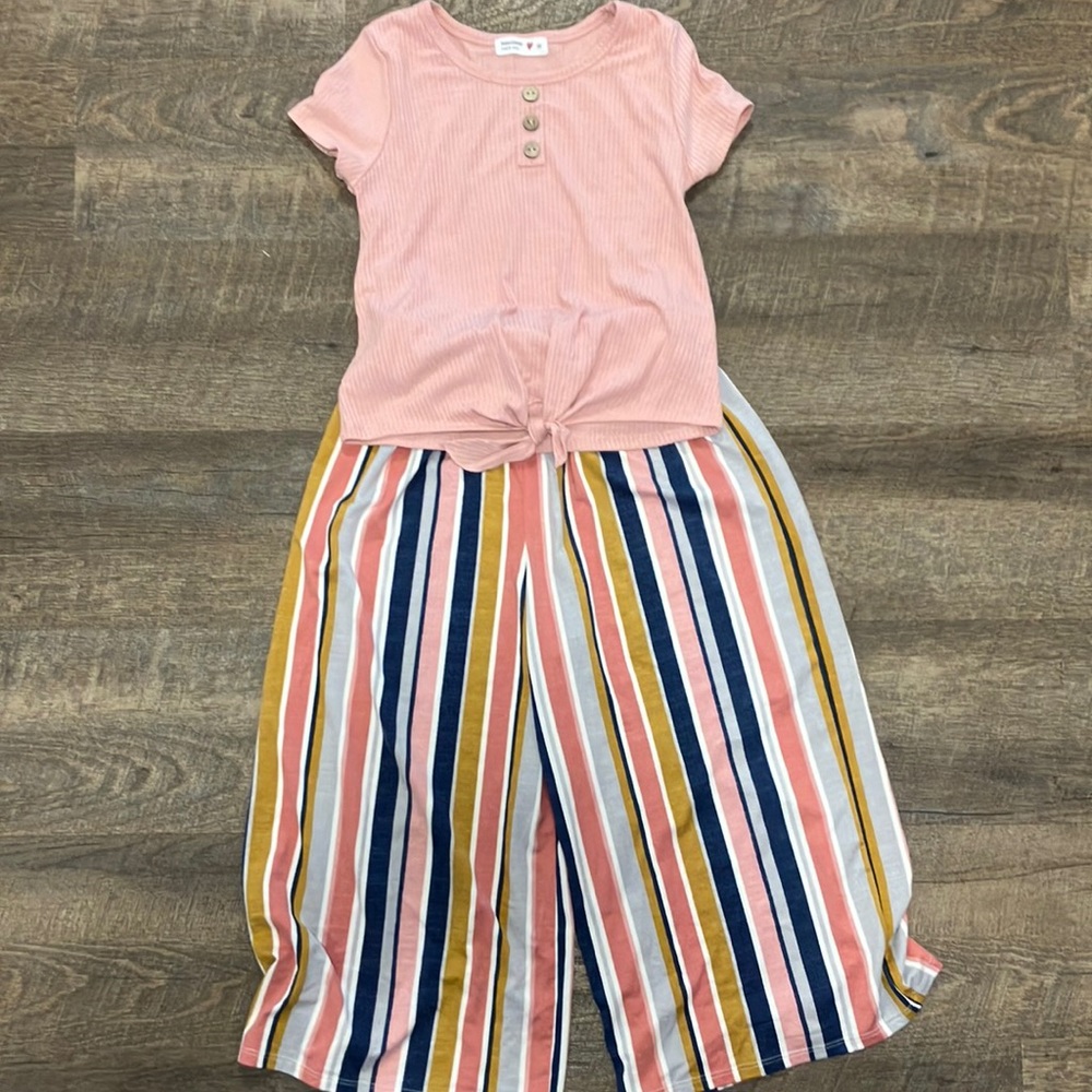 Girls two piece set